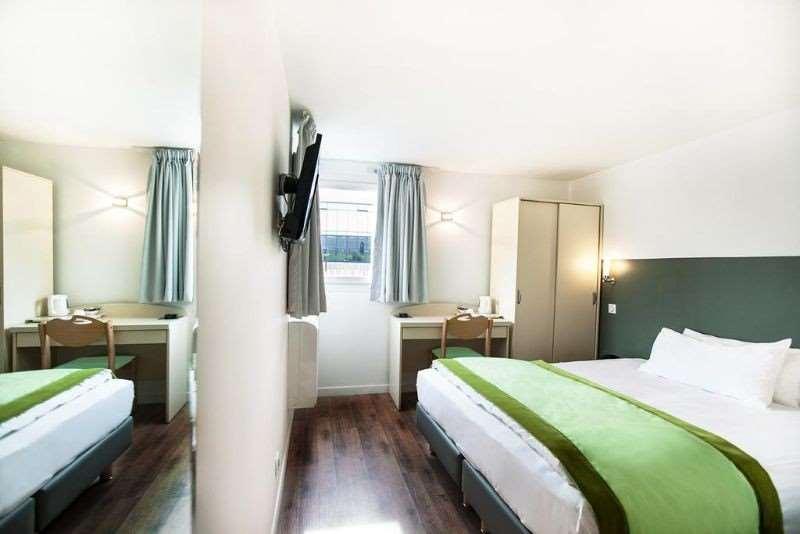 Hôtel l'Amandier Nanterre Kamer foto
