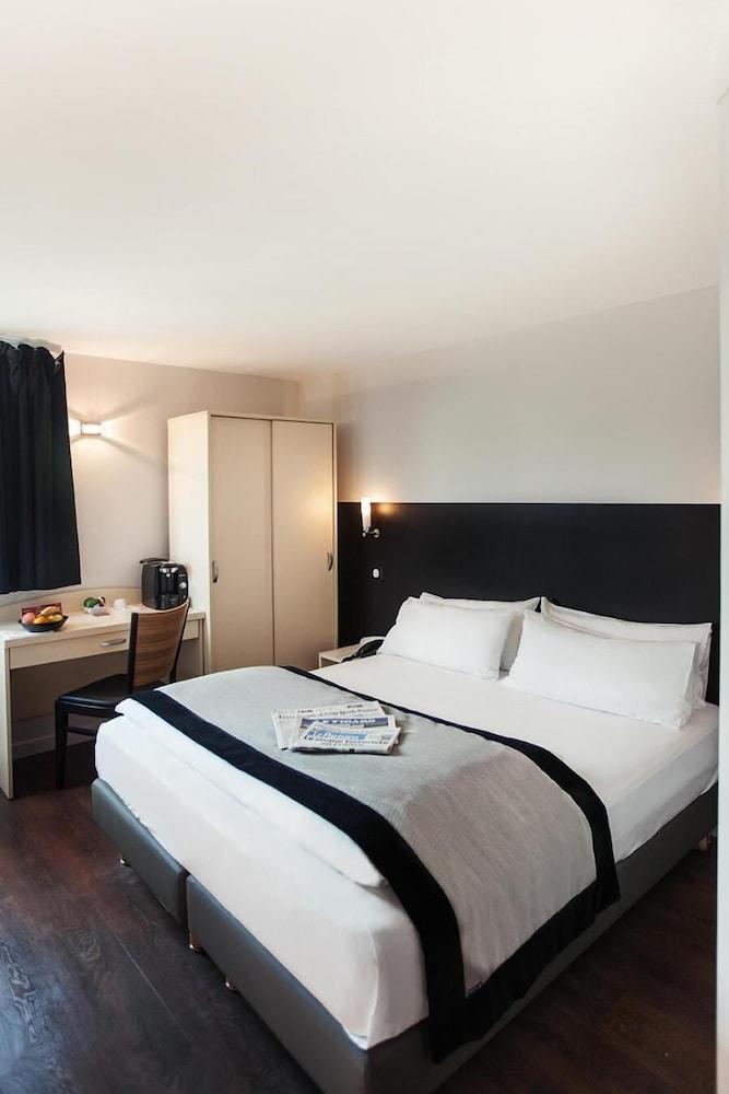 Hôtel l'Amandier Nanterre Buitenkant foto