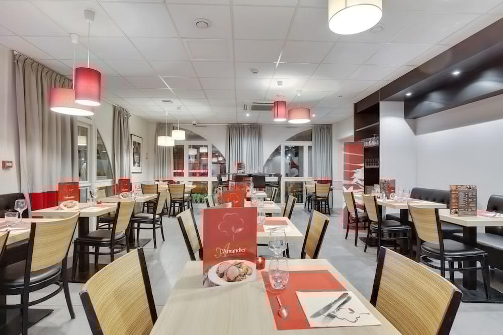 Hôtel l'Amandier Nanterre Buitenkant foto