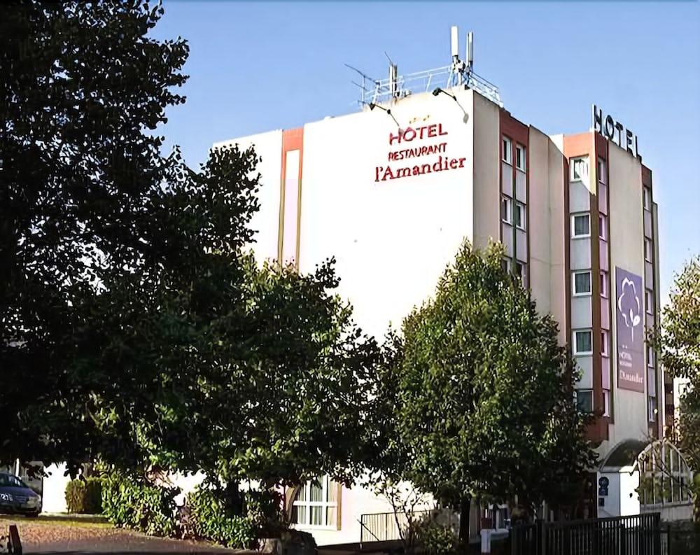 Hôtel l'Amandier Nanterre Buitenkant foto
